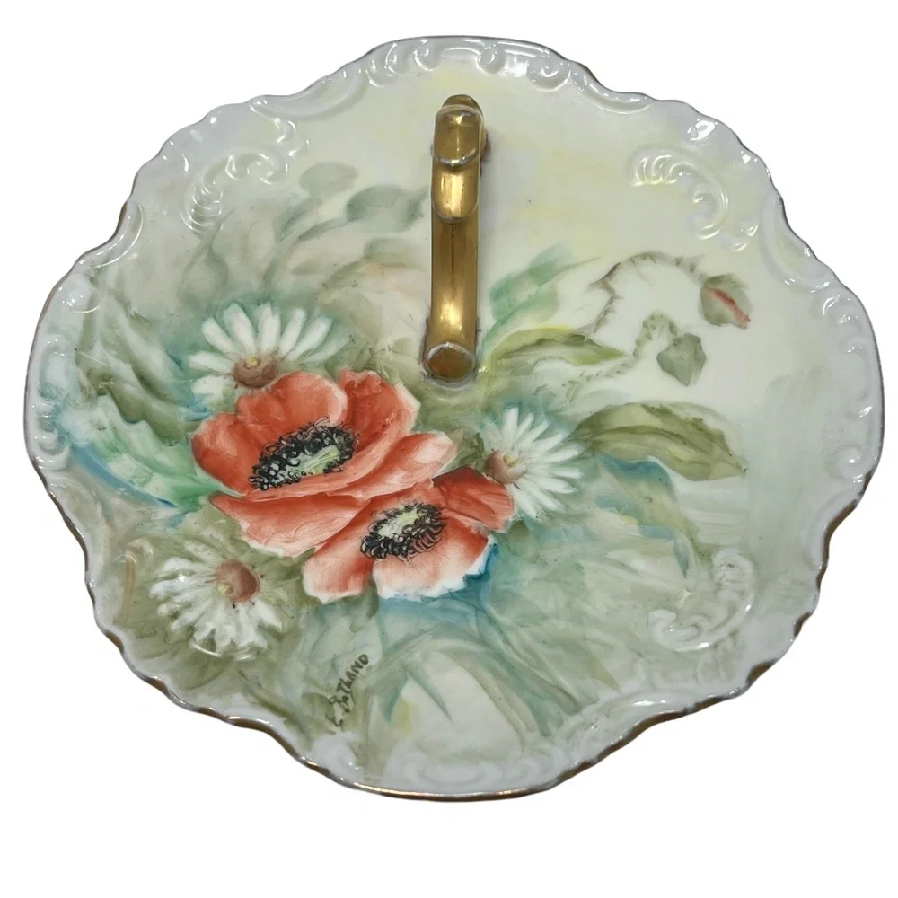 1960s HAND PAINTED FLORAL DESIGN PORCELAIN NAPPY GOLD HANDLED SERVING DISH